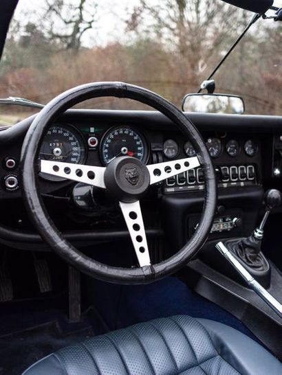 Jaguar Type E V12 SÉRIE III roadster 1972 Historique suivi depuis l’origine
Très...