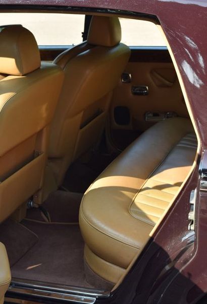 Rolls-Royce SILVER SHADOW II 1980 Historique connu
Estimation attractive
Voiture...