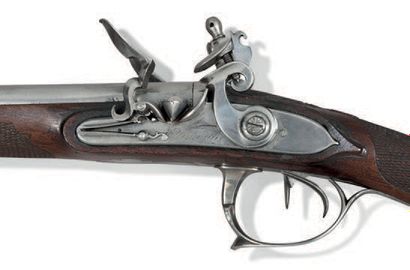 null ? Sobre et élégant fusil de chasse Premier
Empire, par N. Boutet.
Nice flintlock...