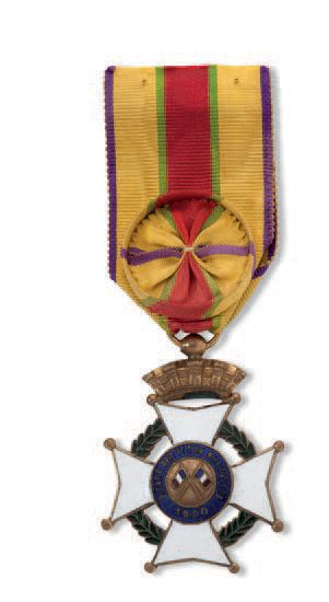null France. Médaille d'ancien combattant.
Oeuvre des vieux militaires.
1900. Montée...