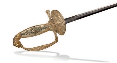 null Epée de Pair de France.
Sword of Peer of France.
Monture en bronze doré. Pommeau...