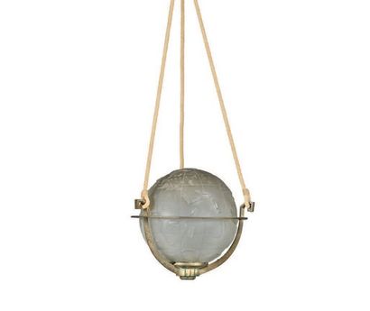 GENET ET MICHON Suspension
Verre, acier
H.: 90 cm.
Circa 1930