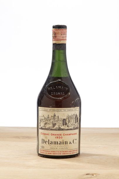 null 1 blle Cognac Grande Champagne - 1920 - Delamain & Co.



- état/ condition:...