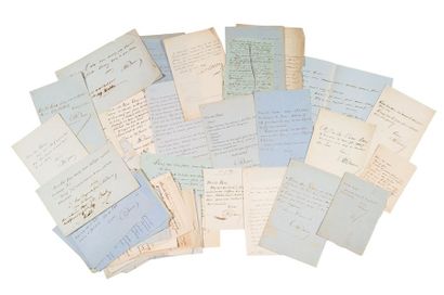 DUMAS Alexandre (1802-1870) Correspondance de plus de 40 lettres, billets ou reçus...