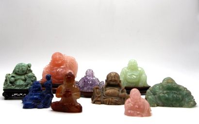 null Chine, Vers 1950



Ensemble de 9 bouddhas, en quartz rose, améthyste, lapis-lazuli,...