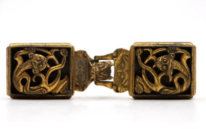 null Chine, XVIIIème-XIXème siècle



Boucle de ceinture en bronze doré, à décor...