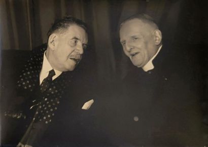 null Théo Blanc (1891-1985) et Antoine Demilly (1892-1964)

Edouard HERRIOT

Deux...