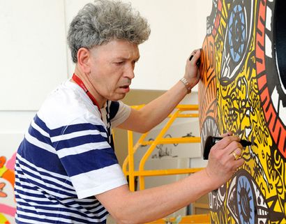 Robert COMBAS (Né en 1957) Femme féroce, 2012
Technique mixte sur papier marouflé...