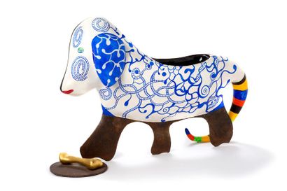 Niki de SAINT-PHALLE (1930-2002) 
Vase dog, 1992
Painted resin, iron and ceramic,...