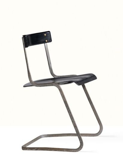FLORA STEIGER-CRAWFORD (1899-1991) 
Chaise
Bois, acier
74 x 42 x 43 cm.
1931
Chair
Chrome-plated...