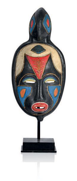 JAQUE SAGAN (1927) Masque
Céramique, métal
Signé
30 x 15 cm.
Circa 1960