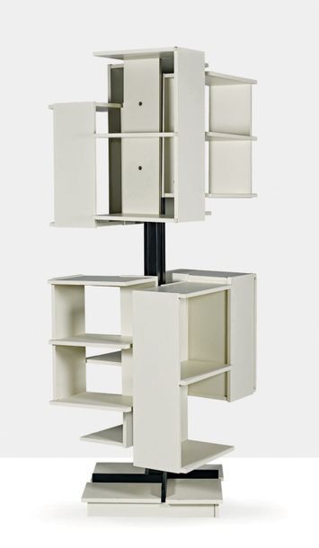 CLAUDIO SALOCCHI (1934) Rotating bookshelf
Wood, metal
H.: 84.65 in.