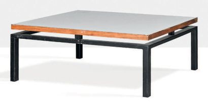 Charlotte PERRIAND (1903-1999) Coffee table
Laminate-covered wood, painted steel,...