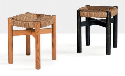 Charlotte PERRIAND (1903-1999) Set of 2 stools
Ash, rush
17.91 x 13.98 x 13.98 in.

Référence:
-...