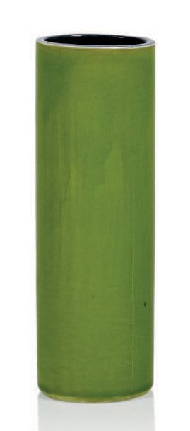 ATELIER JOUVE Vase dit cylindre
Céramique
Signé
19.5 x 6.5 cm.
Circa 1965