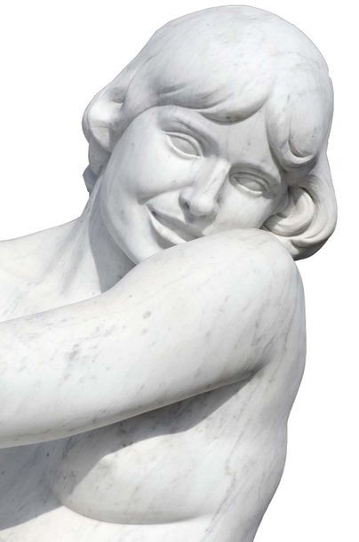 null D'après Stephan BUXIN (1909-1996), statue en marbre blanc à  l'image d'une Naà¯ade...