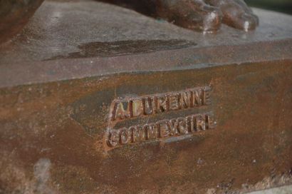 null Centre de fontaine en fonte ou bain d'oiseau à  l'image d'un chérubin couronné...