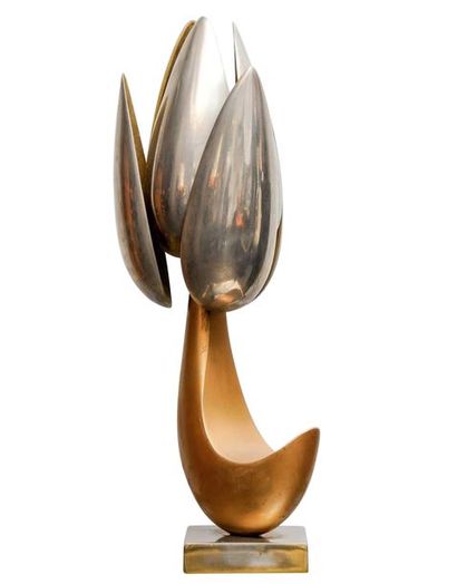 null Atelier Michel ARMAND

Lampe à poser « fleur » en métal (probablement zamac)...