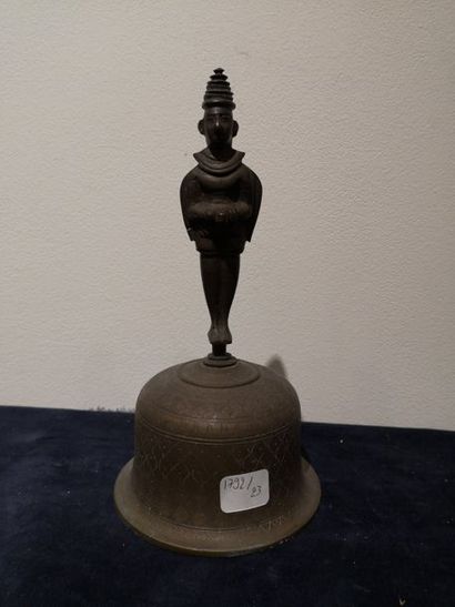 INDIA, late 19th century 
Bronze ritual bell...