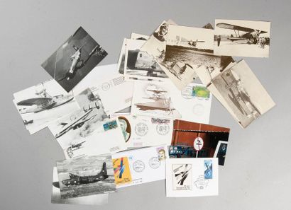 Set of about 30 aviation documents including...