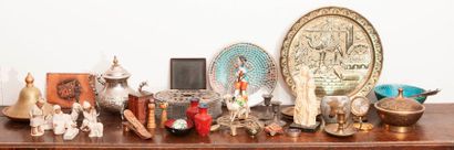 Lot of various trinkets including flat candleholders...