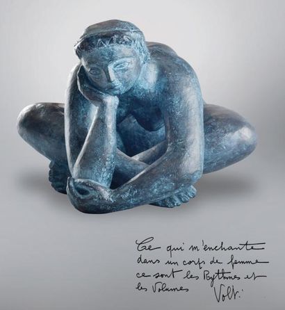 Antoniucci VOLTI (1915-1989) Femme accroupie Bronze à patine brune nuancé bleu Signé,...