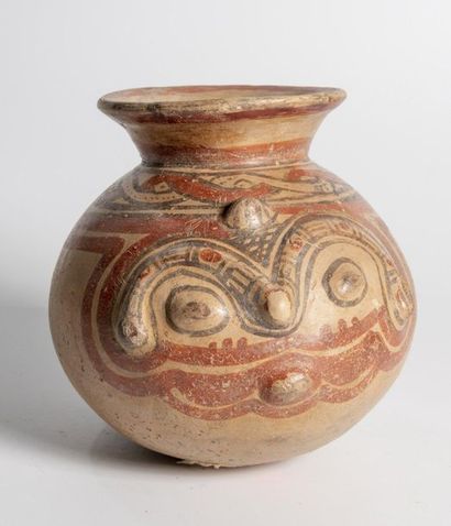 Anthropomorphic vase representing a face

Brown...