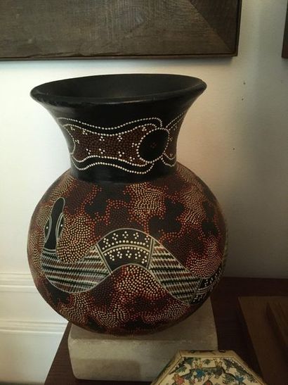 Céramique aborigène 
H : 28 cm