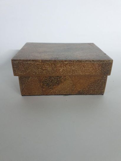 R&Y AUGOUSTI

Lacquer box with geometric...