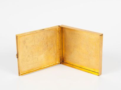 null Line VAUTRIN

Rectangular gilt metal cigarette case with hinged lid and relief...