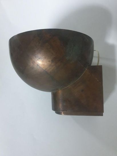 null In the taste of DESNY / PERZEL

Modernist wall lamp

Years 30/40

H: 20 cm;...