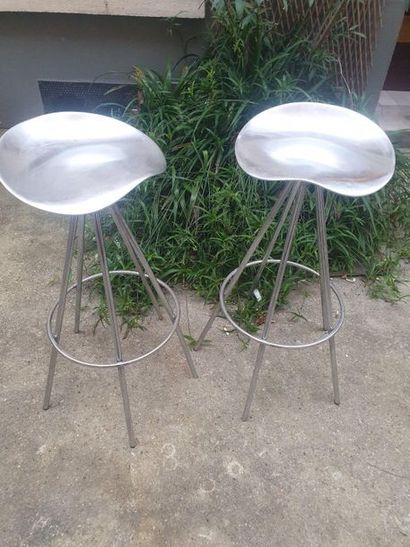 null Pepe CORTES (born in 1949)

Pair of swivel bar stools by Pepe Cortes, model...