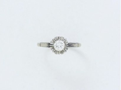 Solitaire ring in white gold 750 thousandths...