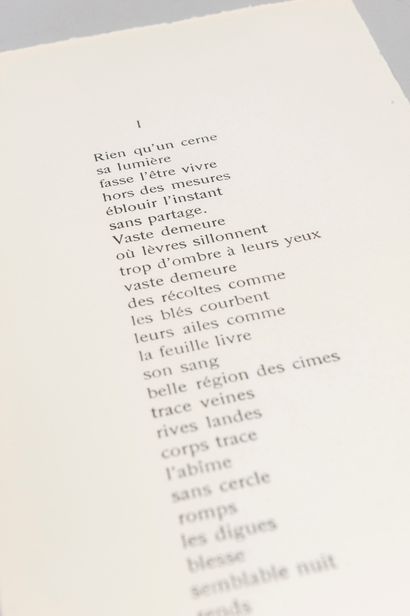  GAGARINE (Mila). Poèmes. Paris, Mila Gagarine, 1969. In-8, en feuilles. 
Édition...