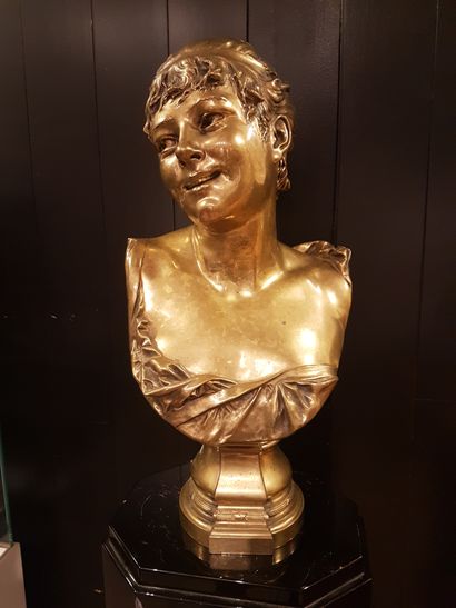 null Albert Ernest CARRIER-BELLEUSE (1824-1887)

Buste de femme en bronze

Signé...