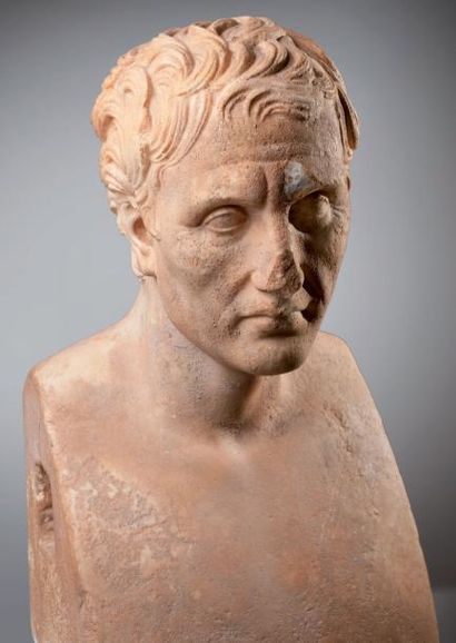 Monde Grec Buste du poète grec Ménandre figuré en Hermès. Cette sculpture réaliste...
