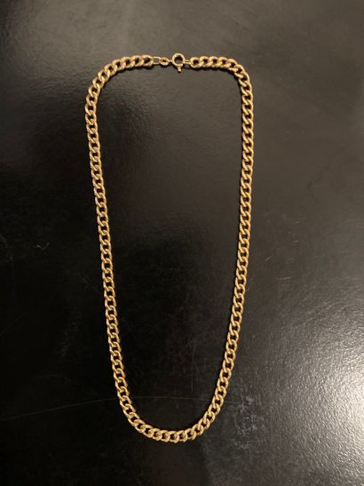 Chain necklace in 18K gold 
Weight : 20,8...