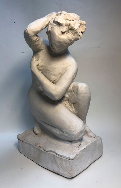 Clay sculpture of Venus in the bath 
35 x...