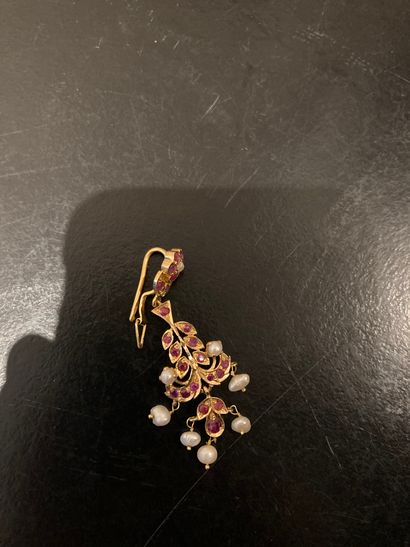 Gold earrings, small rubies and cultured...