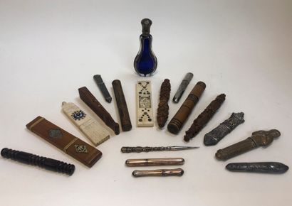 Set of needle holders and vials