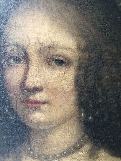  Travail dans le gout du XVIIIe 
Portrait de femme. 
Huile sur toile en médaillon....
