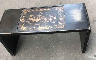 Chinese coffee table with palace scene 
38...
