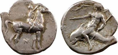 Calabre Didrachme, Tarente, c.280-272 av. J.-C. - A/Anépigraphe - Cavalier nu à droite,...