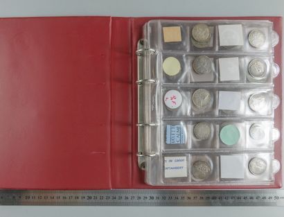 Ordinary and Extraordinary of the wars. Binder with 79 silver tokens