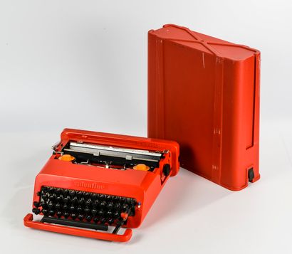 ETTORE SOTTSASS (1917-2007) Machine à écrire Valentine, modèle crée en 1969 
Edition...