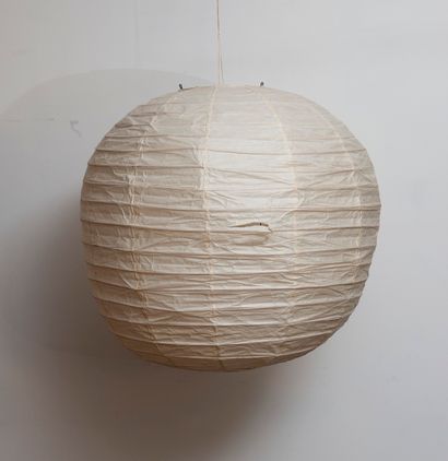 Isamu Noguchi (1904-1988) Suspension Akari sphérique, édition ancienne

Papier Washi,...