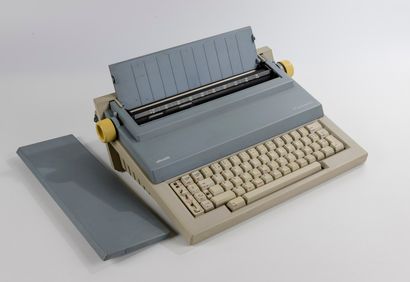 Mario BELLINI (né en 1935) Machine à écrire portable ET Personal 55, modèle crée...