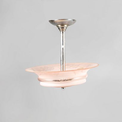 Suspension in pink and white glass engraved...