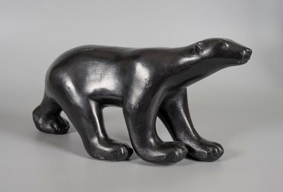 Pierre CHENET

Walking bear

Proof in bronze...