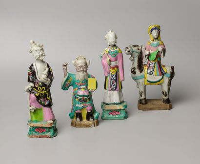 CHINA, 19th century

Lot including four statuettes...